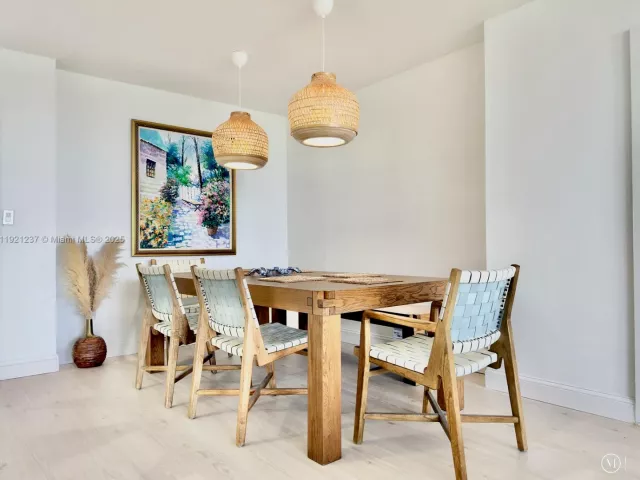 2-bedroom condo for rent in Hallandale Beach - 3140 S Ocean Dr 512 - MondialRealty