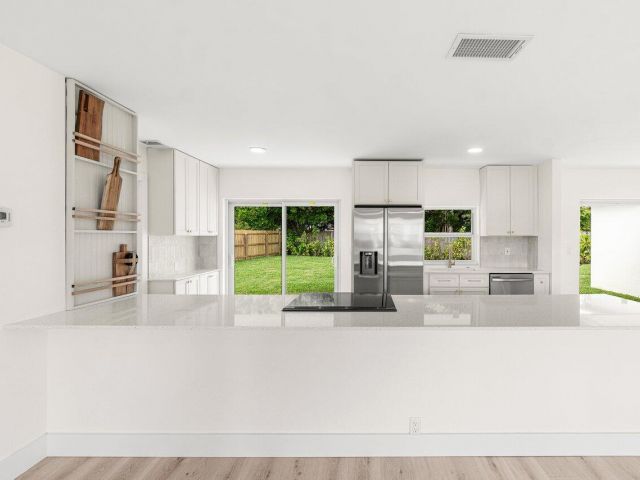 Home for sale at 2433 Palm Road - photo 6833140