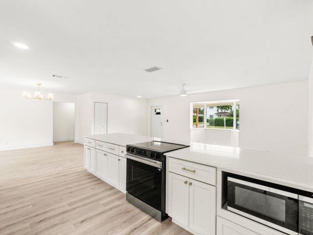 Home for sale at 2433 Palm Road - photo 6833143