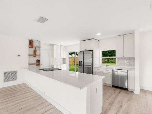 Home for sale at 2433 Palm Road - photo 6833148