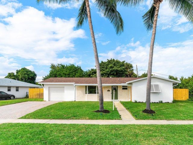 Home for sale at 2433 Palm Road - photo 6833153