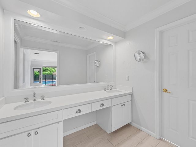 Home for sale at 21089 Brookshire Terrace - photo 6834505