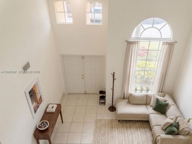 Home for rent at 11541 NW 68th Ter 11541 - photo 7485193