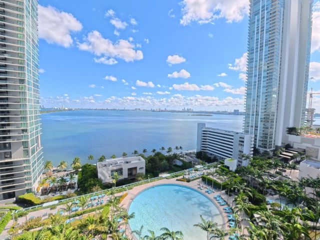 Apartment for sale  Unit #1601 - photo 6836430