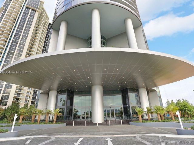 Apartment for sale  Unit #4804 - photo 6833650