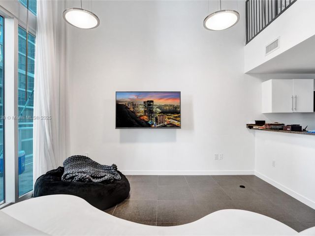 Apartment for sale  Unit #L-1206 - photo 7437222