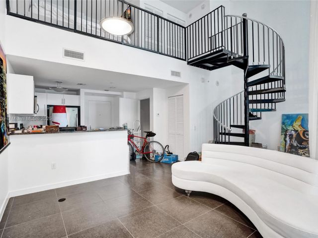 Apartment for sale  Unit #L-1206 - photo 7437223