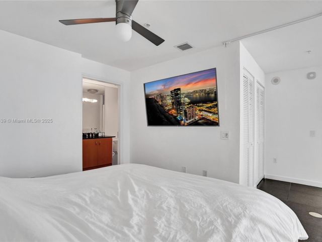 Apartment for sale  Unit #L-1206 - photo 7437233