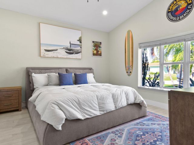 Home for sale at 912 SE 15th Court - photo 6848305