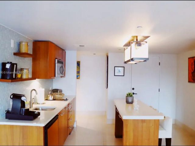 Apartment for sale  Unit #315 - photo 7433042