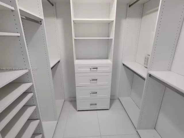 2-bedroom condo for sale in Miami - 851 NE 1st Ave 2008 - MondialRealty