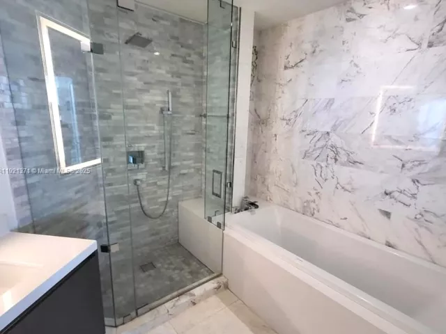 2-bedroom condo for sale in Miami - 851 NE 1st Ave 2008 - MondialRealty