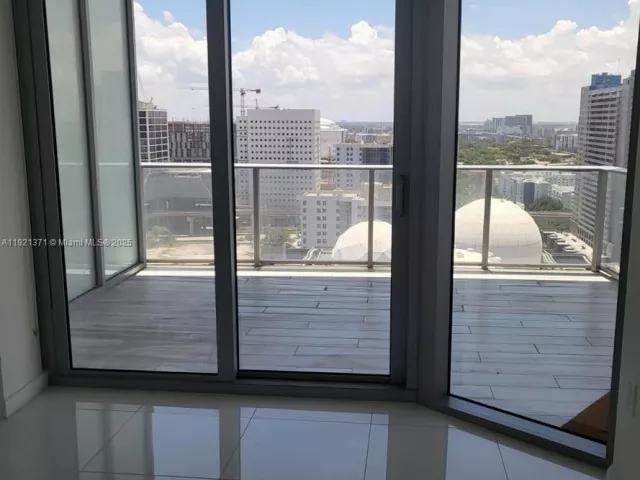 2-bedroom condo for sale in Miami - 851 NE 1st Ave 2008 - MondialRealty