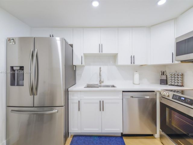 Apartment for rent  Unit #1962 - photo 6835915