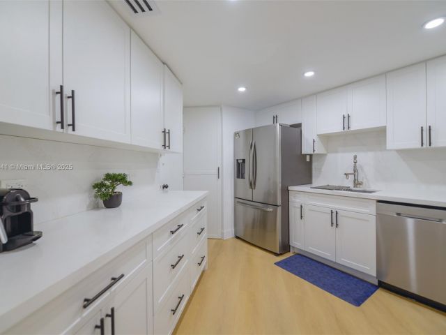 Apartment for rent  Unit #1962 - photo 6835916