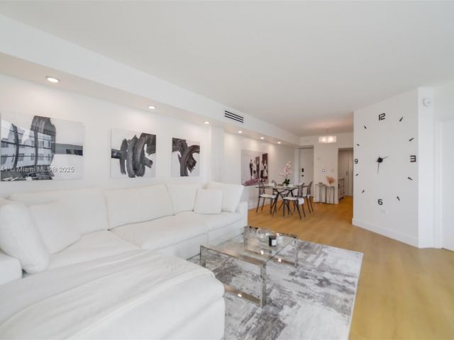 Apartment for rent  Unit #1962 - photo 6835923