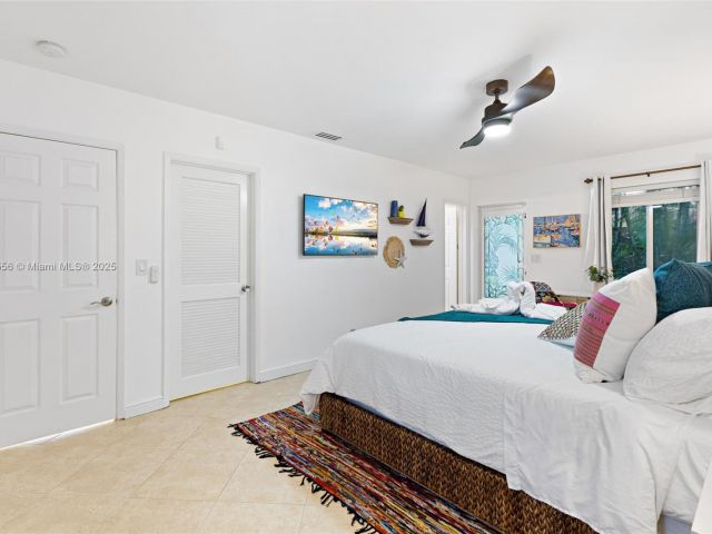 Home for sale at 290 Tropic Dr - photo 6833512