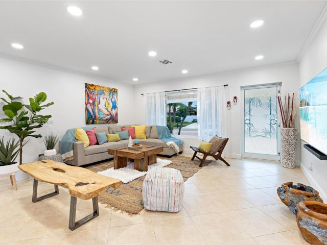 Home for sale at 290 Tropic Dr - photo 6833520