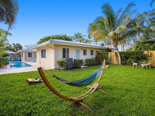 Home for sale at 290 Tropic Dr - photo 6833524