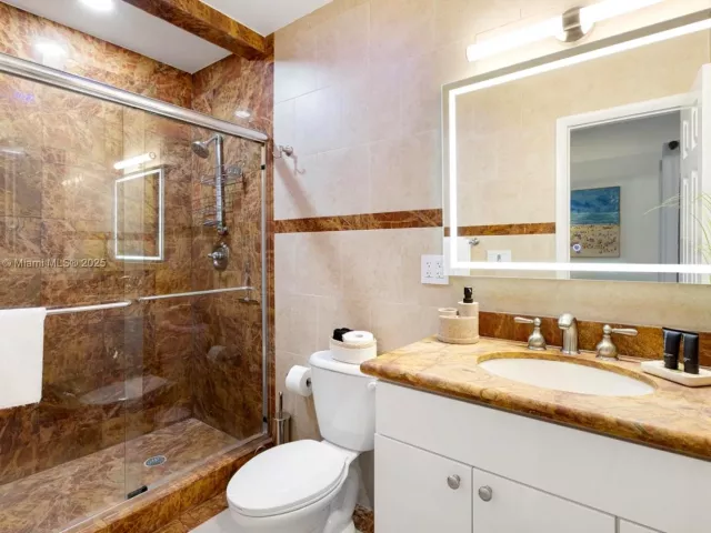 3-bedroom home for sale in Lauderdale By The Sea - 290 Tropic Dr - MondialRealty