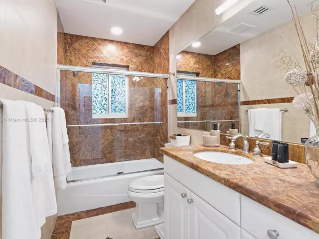 3-bedroom home for sale in Lauderdale By The Sea - 290 Tropic Dr - MondialRealty