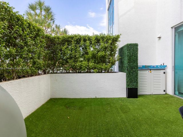 Apartment for sale  Unit #2-301 - photo 6836717