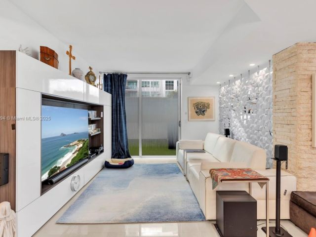 Apartment for sale  Unit #2-301 - photo 6836720