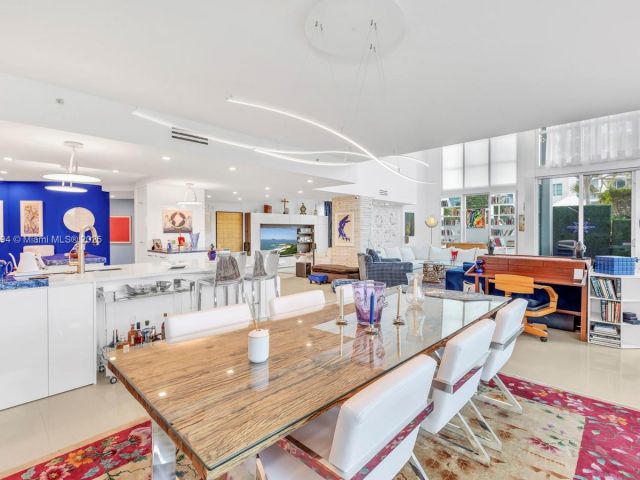 Apartment for sale  Unit #2-301 - photo 6836726