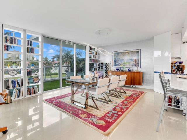 Apartment for sale  Unit #2-301 - photo 6836730