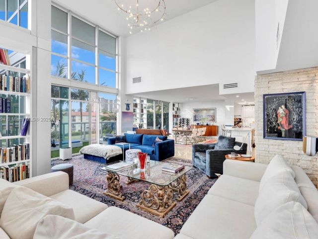 Apartment for sale  Unit #2-301 - photo 6836736