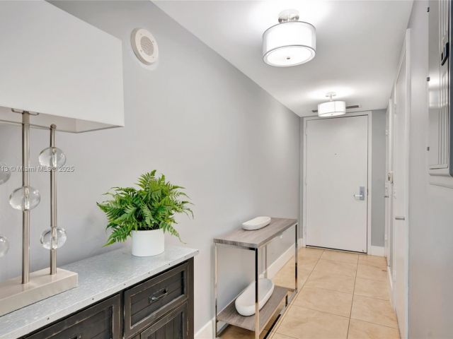 Apartment for sale  Unit #1212 - photo 6836181