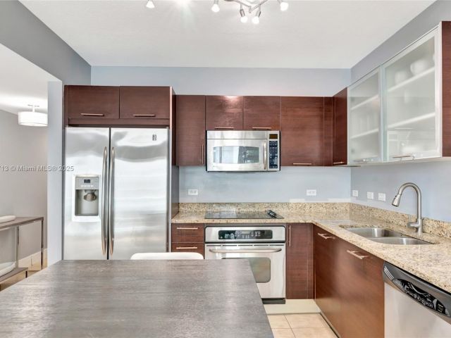 Apartment for sale  Unit #1212 - photo 6836184