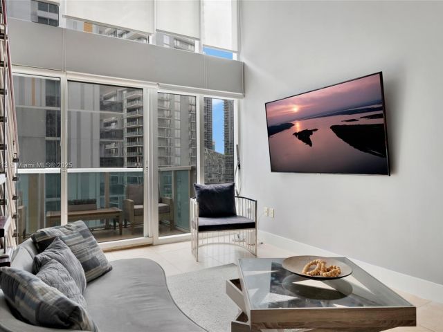 Apartment for sale  Unit #1212 - photo 6836185