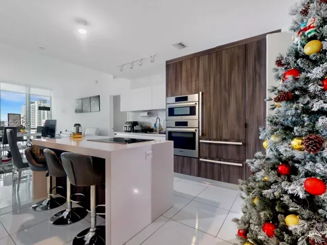 3-bedroom condo for sale in Miami - 851 NE 1st Ave 1508 - MondialRealty