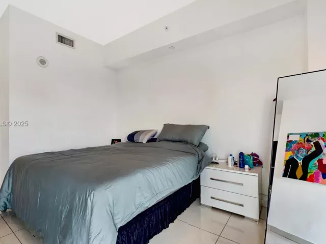 3-bedroom condo for sale in Miami - 851 NE 1st Ave 1508 - MondialRealty