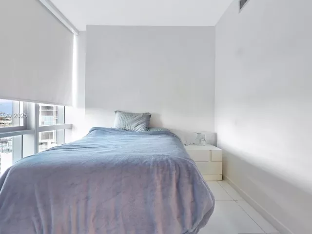 3-bedroom condo for sale in Miami - 851 NE 1st Ave 1508 - MondialRealty