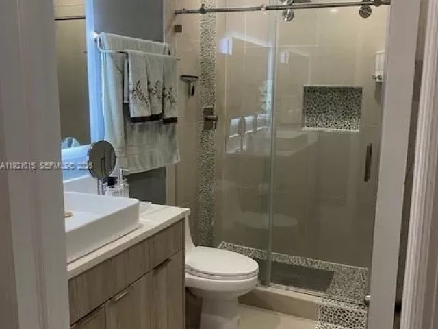 Home for rent at 428 N Crescent Dr - photo 7448773