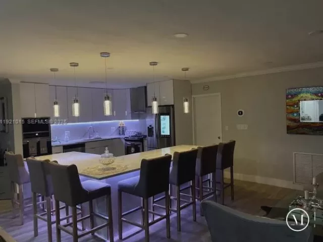 Home for rent at 428 N Crescent Dr - photo 7448765