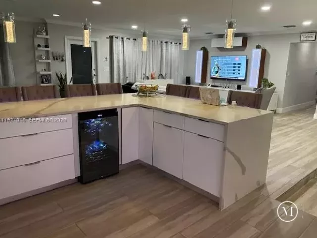 Home for rent at 428 N Crescent Dr - photo 7448767