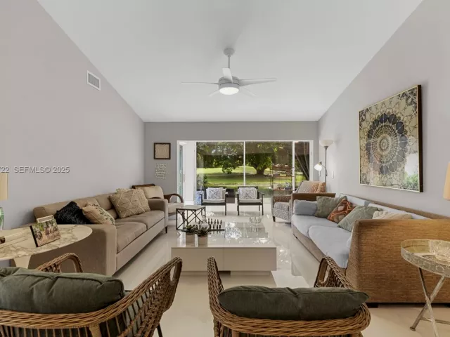 4-bedroom home for rent in Boca Raton - 19648 Back Nine Dr 19648 - MondialRealty