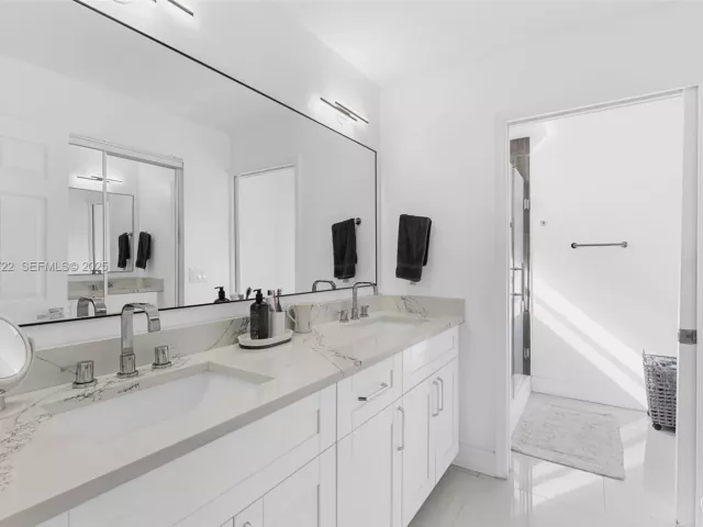 4-bedroom home for rent in Boca Raton - 19648 Back Nine Dr 19648 - MondialRealty