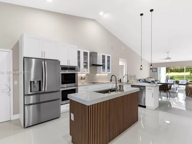 4-bedroom home for rent in Boca Raton - 19648 Back Nine Dr 19648 - MondialRealty