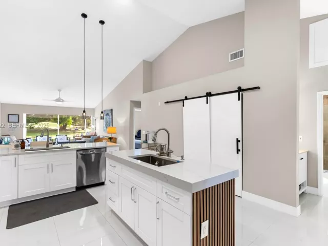 4-bedroom home for rent in Boca Raton - 19648 Back Nine Dr 19648 - MondialRealty