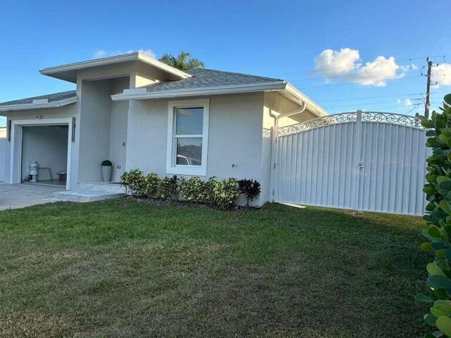 Home for sale at 3658 Betty Ann Court W - photo 6837627