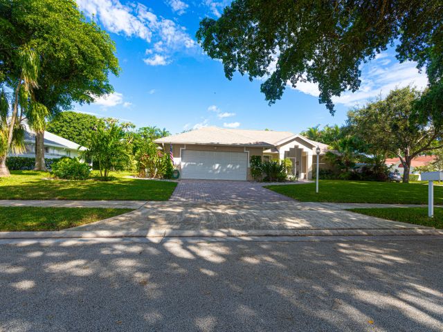 Home for sale at 2477 Par Circle - photo 6866626