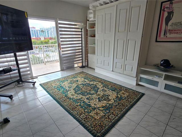 Apartment for rent  Unit #3A - photo 7437685