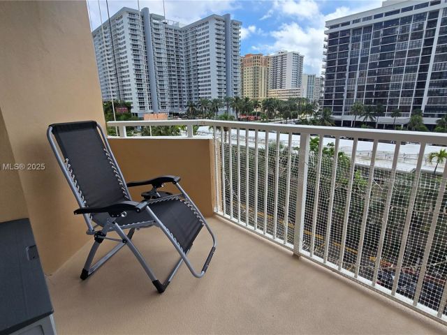 Apartment for rent  Unit #3A - photo 7437691