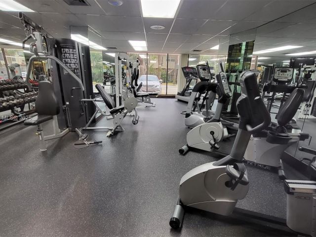 Apartment for rent  Unit #3A - photo 7437695