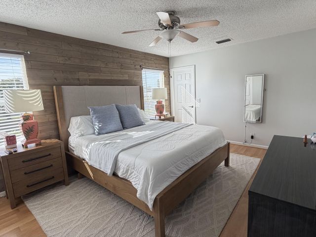 Home for sale at 3911 Circle Lake Dr Drive - photo 6854308