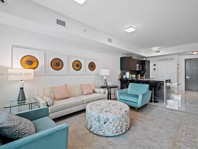 1-bedroom condo for rent in Miami - 1080 Brickell Ave 2506 - MondialRealty